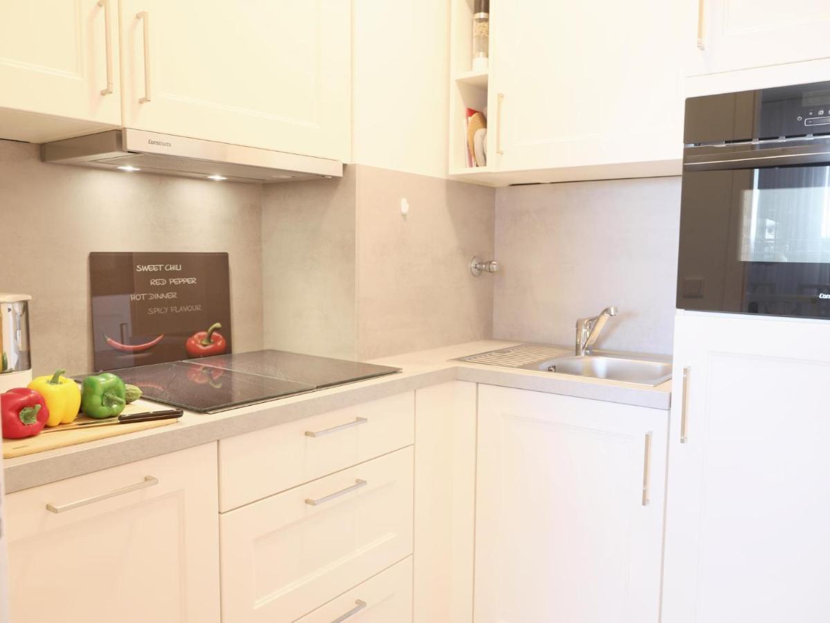 ווסטרלנד Einfaches 2-Zimmer-Appartement Mit Balkon. מראה חיצוני תמונה